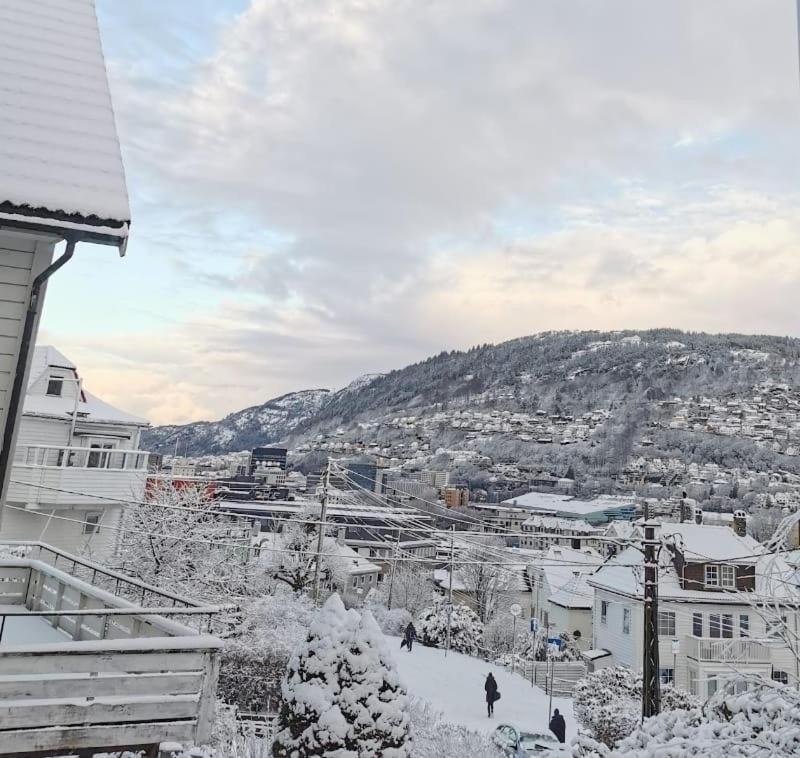 Spacious And Beautiful Apartment In Bergen With Free Parking Экстерьер фото