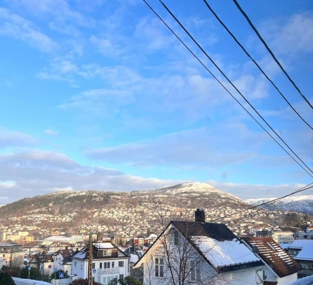 Spacious And Beautiful Apartment In Bergen With Free Parking Экстерьер фото