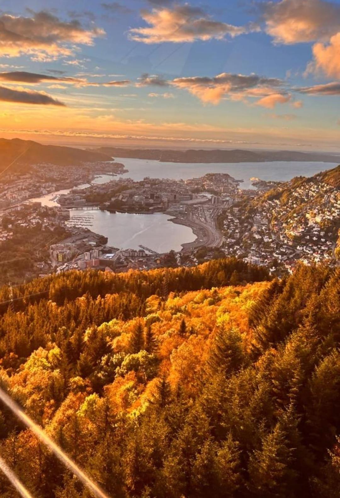 Spacious And Beautiful Apartment In Bergen With Free Parking Экстерьер фото