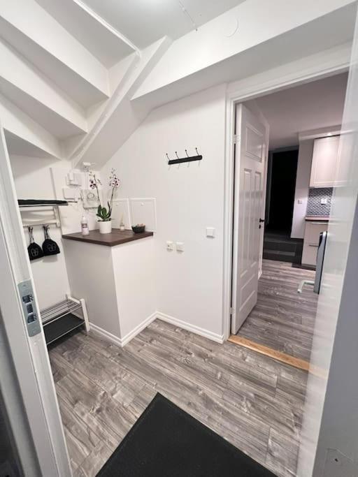 Spacious And Beautiful Apartment In Bergen With Free Parking Экстерьер фото