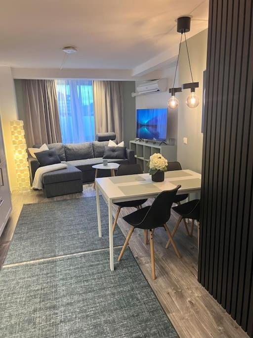 Spacious And Beautiful Apartment In Bergen With Free Parking Экстерьер фото